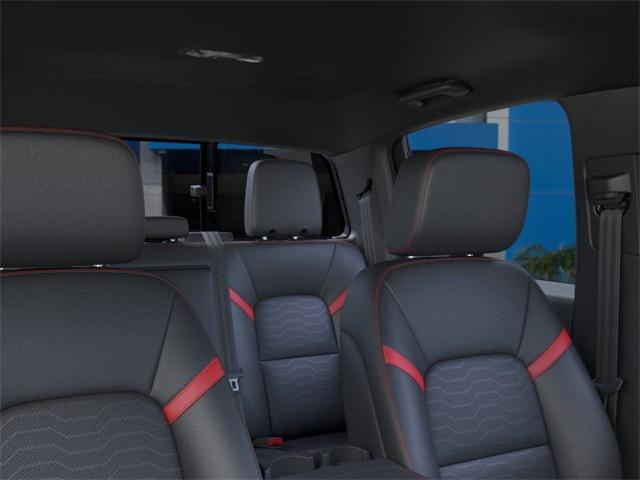 Photo of 2025 Snowdrift Metallic Chevrolet Colorado