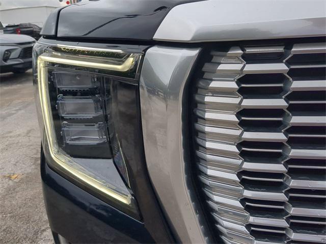 Photo of 2023 Midnight Blue Metallic GMC Yukon