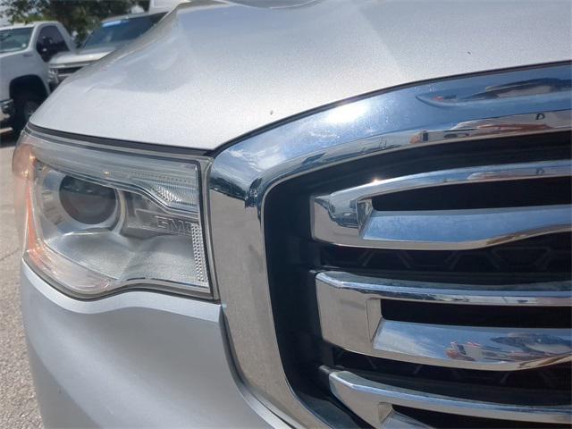 Photo of 2019 Quicksilver Metallic GMC Acadia