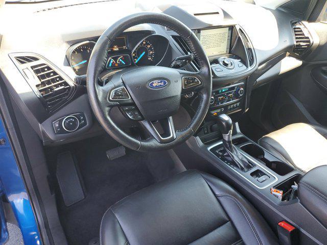 Photo of 2017 Lightning Blue Metallic Ford Escape
