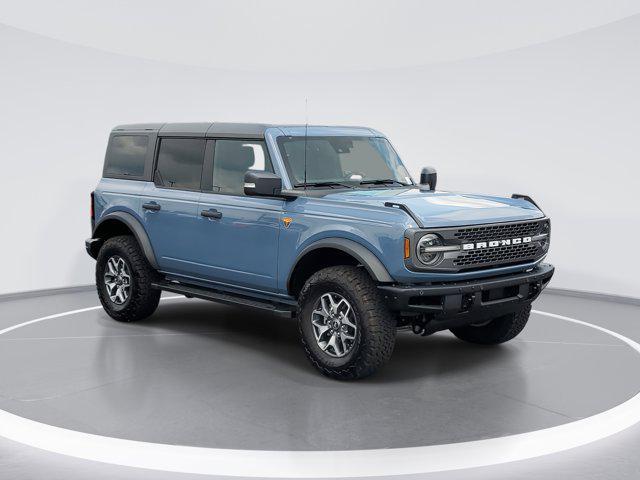 Photo of 2024 Azure Gray Metallic Tri-Coat Ford Bronco