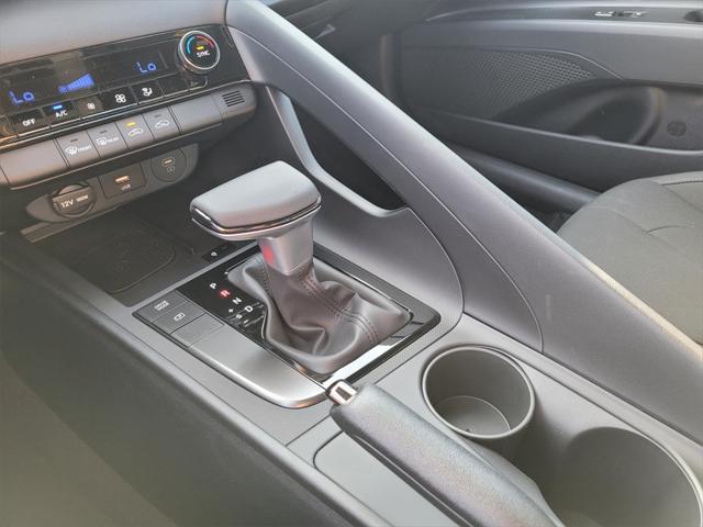 Photo of 2025 Ecotronic Gray Hyundai ELANTRA