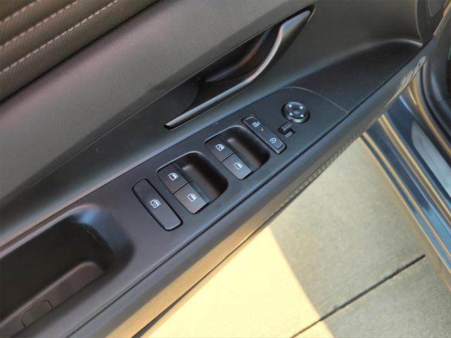 Photo of 2025 Ecotronic Gray Hyundai ELANTRA