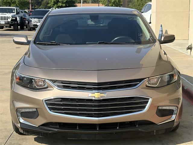 Photo of 2018 Sandy Ridge Metallic Chevrolet Malibu