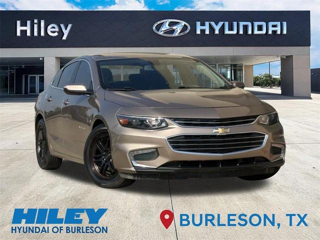 Photo of 2018 Sandy Ridge Metallic Chevrolet Malibu