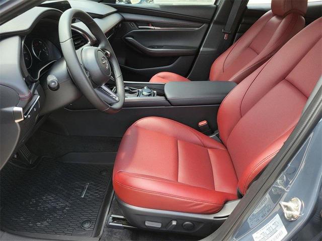 Photo of 2025 Polymetal Gray Metallic Mazda Mazda3