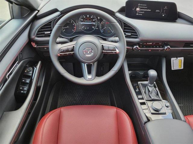 Photo of 2025 Polymetal Gray Metallic Mazda Mazda3