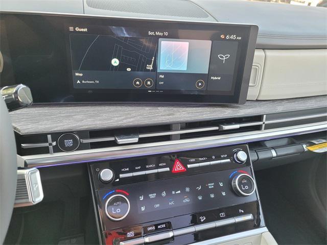 Photo of 2025 Shimmering Silver Hyundai SANTA FE HEV
