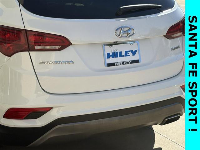 Photo of 2018 Pearl White Hyundai Santa Fe Sport