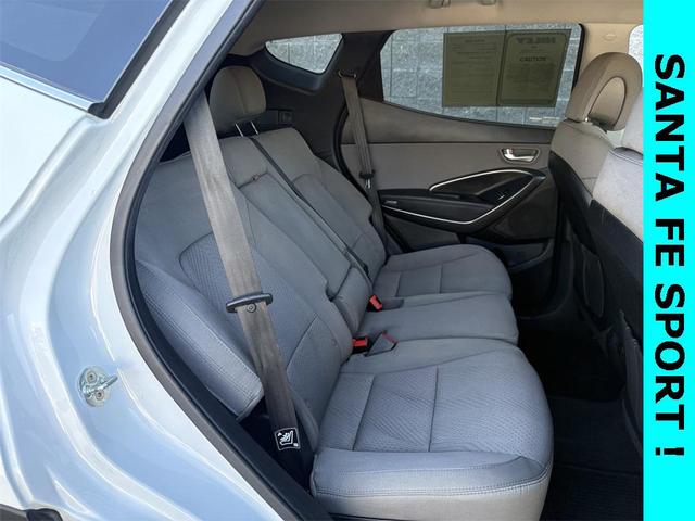 Photo of 2018 Pearl White Hyundai Santa Fe Sport