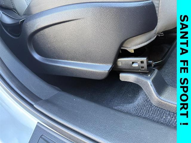 Photo of 2018 Pearl White Hyundai Santa Fe Sport