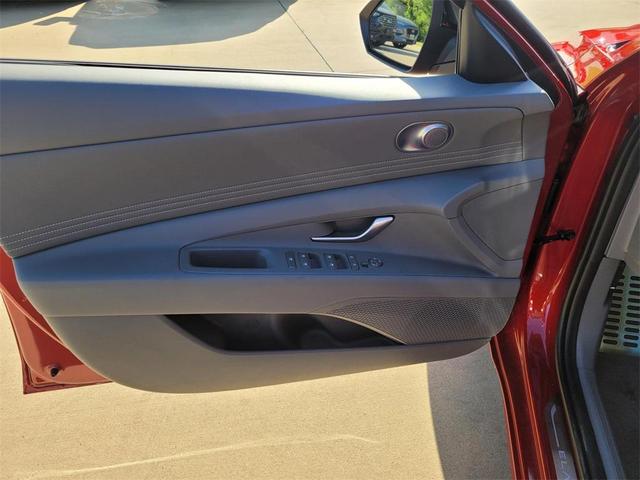 Photo of 2025 Ultimate Red Hyundai ELANTRA