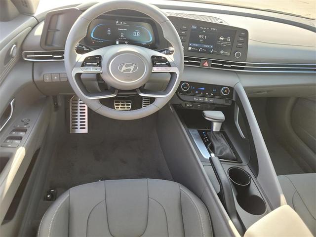 Photo of 2025 Ultimate Red Hyundai ELANTRA