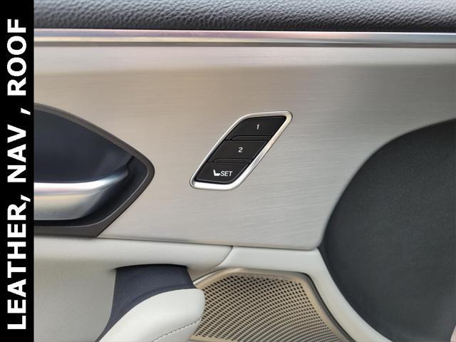 Photo of 2022 sparkle silver met Acura TLX