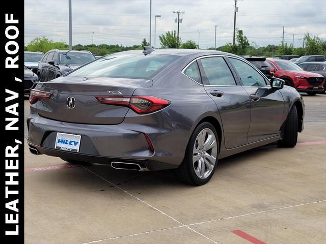Photo of 2022 sparkle silver met Acura TLX