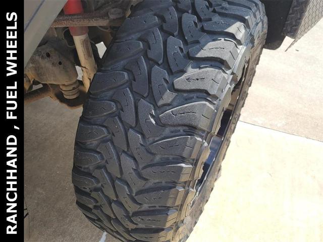 Photo of 2020 White Frost Tricoat GMC Sierra 3500