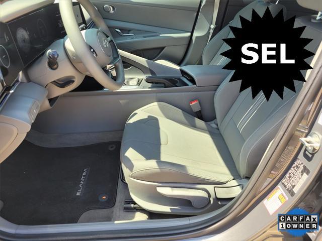Photo of 2024 Ecotronic Gray Hyundai ELANTRA