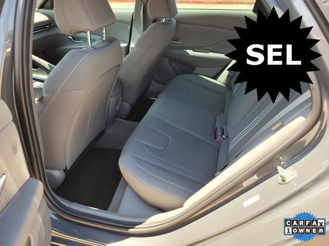 Photo of 2024 Ecotronic Gray Hyundai ELANTRA