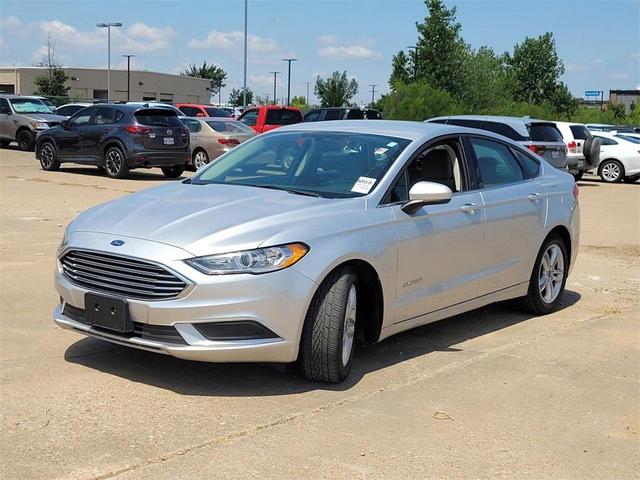 Photo of 2018 Ingot Silver Ford Fusion Hybrid