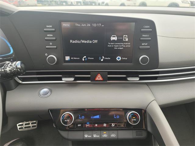 Photo of 2025 Ultimate Red Hyundai ELANTRA