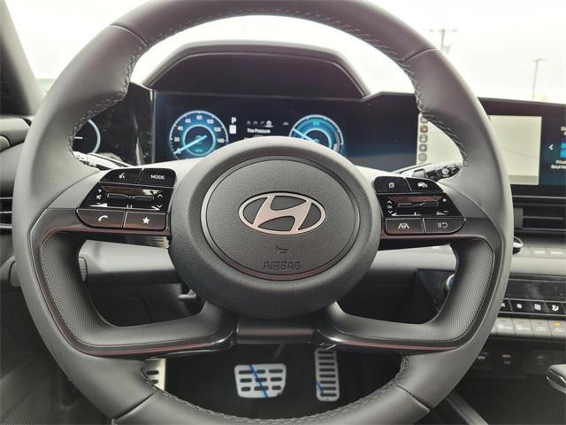 Photo of 2025 Serenity White Hyundai ELANTRA