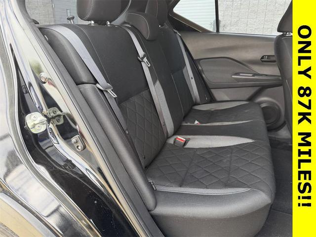 Photo of 2020 Super Black Nissan Kicks