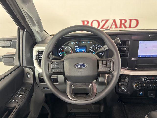 Photo of 2026 Oxford White Ford F-250