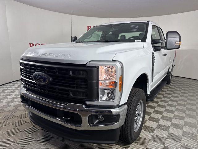 Photo of 2026 Oxford White Ford F-250