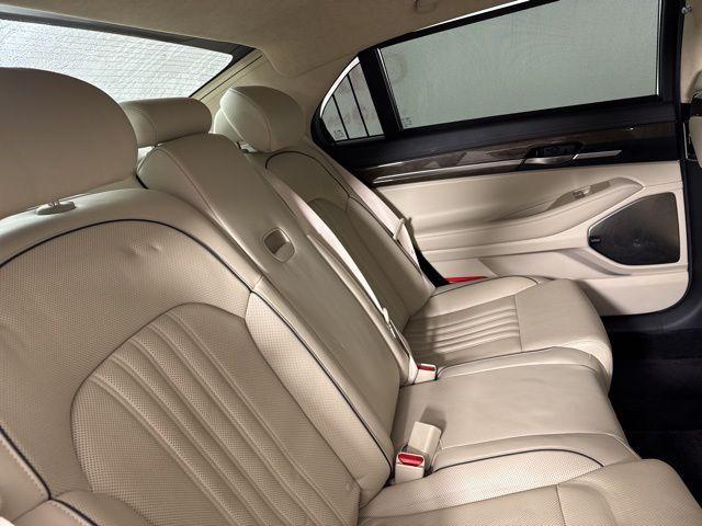 Photo of 2017 Caspian Black Genesis G90
