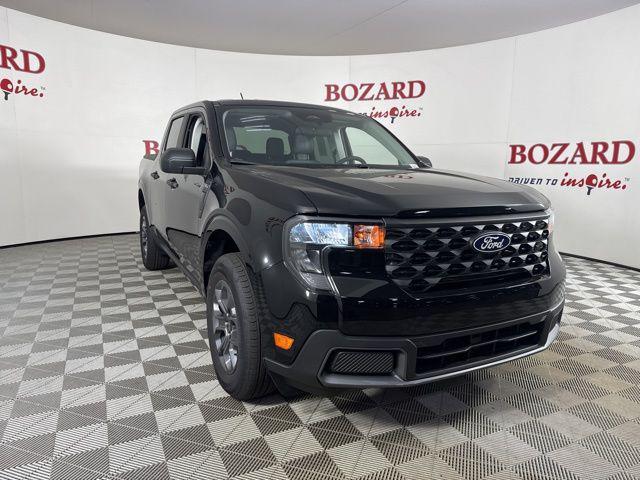 Photo of 2025 Shadow Black Ford Maverick