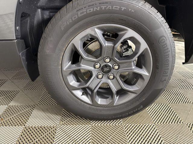 Photo of 2025 Carbonized Gray Metallic Ford Maverick