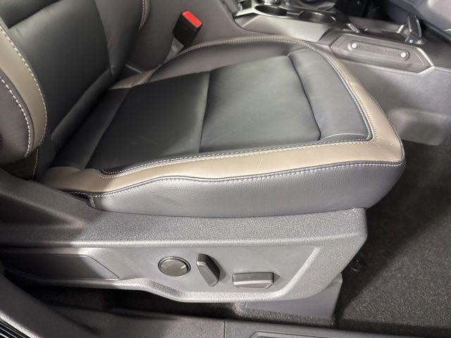 Photo of 2025 Shadow Black Ford Bronco