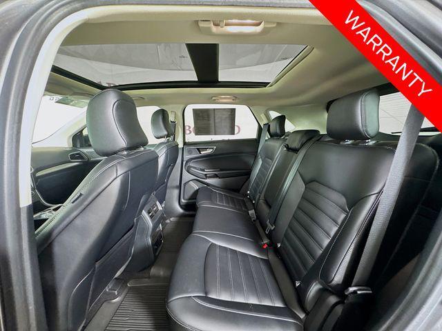 Photo of 2022 Carbonized Gray Metallic Ford Edge