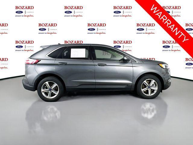 Photo of 2022 Carbonized Gray Metallic Ford Edge