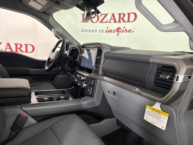 Photo of 2025 Oxford White Ford F-150