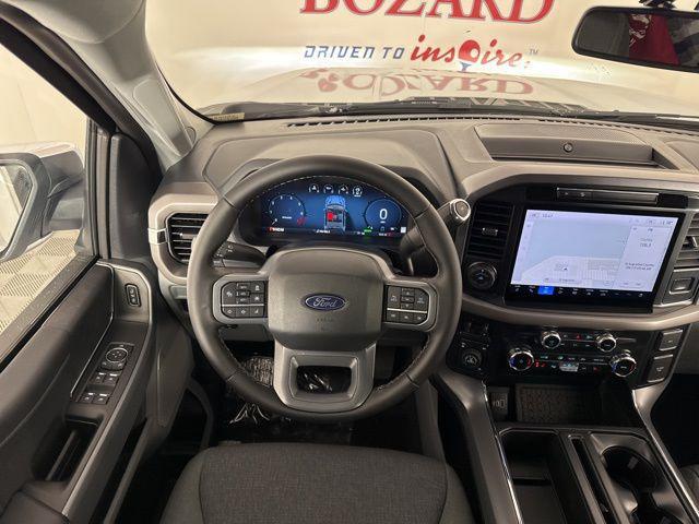 Photo of 2025 Oxford White Ford F-150