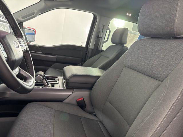 Photo of 2025 Antimatter Blue Metallic Ford F-150 Lightning
