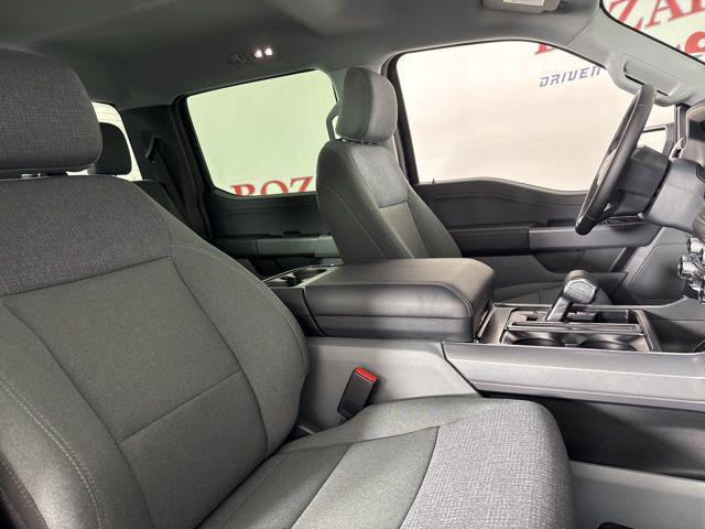 Photo of 2025 Antimatter Blue Metallic Ford F-150 Lightning