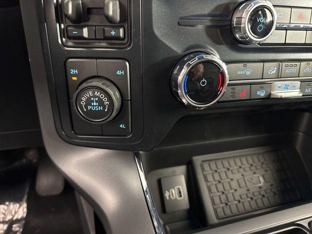 Photo of 2025 Oxford White Ford F-150