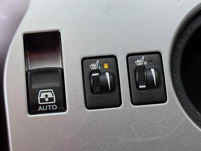Photo of 2021 Super White Toyota 4Runner