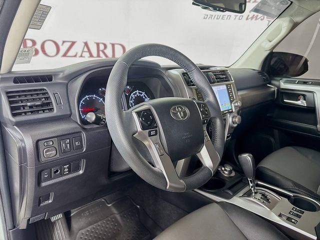 Photo of 2021 Super White Toyota 4Runner