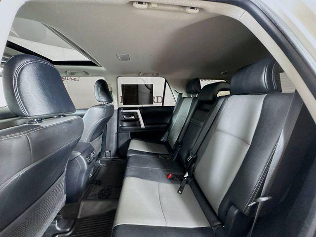 Photo of 2021 Super White Toyota 4Runner