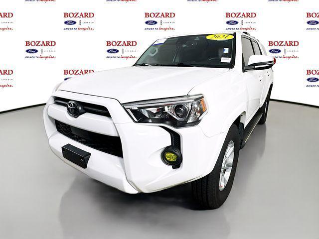 Photo of 2021 Super White Toyota 4Runner