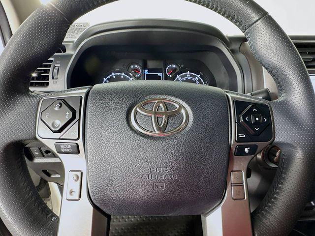 Photo of 2021 Super White Toyota 4Runner