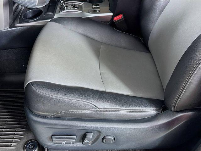 Photo of 2021 Super White Toyota 4Runner