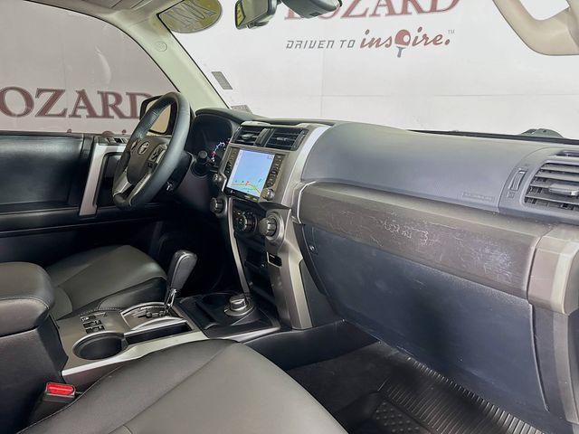 Photo of 2021 Super White Toyota 4Runner
