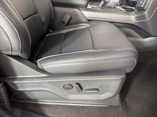 Photo of 2025 Star White Metallic Tri-Coat Ford F-150