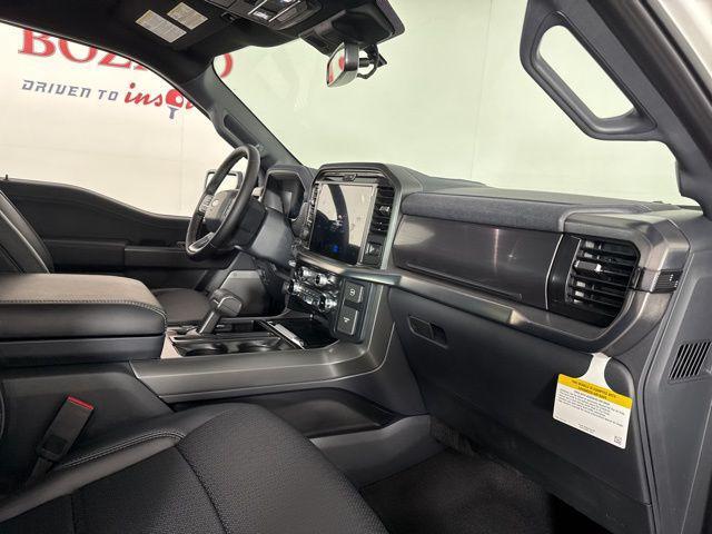 Photo of 2025 Star White Metallic Tri-Coat Ford F-150
