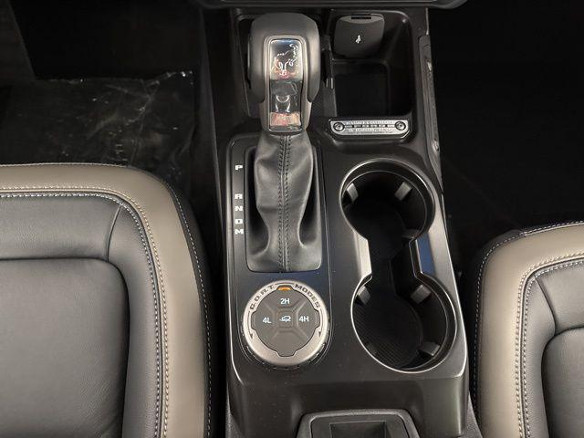 Photo of 2025 Azure Gray Metallic Tri-Coat Ford Bronco