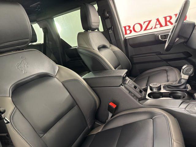 Photo of 2025 Azure Gray Metallic Tri-Coat Ford Bronco